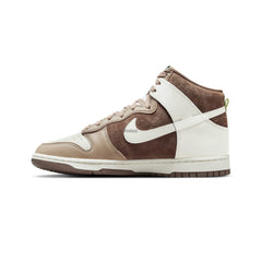 Dunk High Light Chocolate 05298