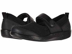 Women's Qutie All Black