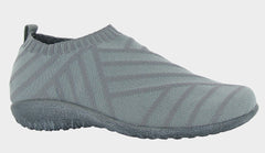 Women's Okahu Slate Gray Knit