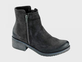 Women's Wander Oily Midnight Suede Boots