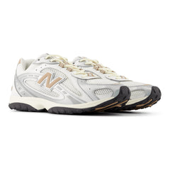 New Balance 204L Sneaker Womens