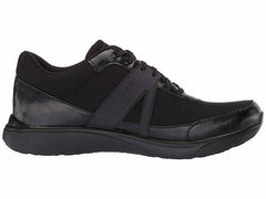 Women's Qarma Black Swell Running Shoe