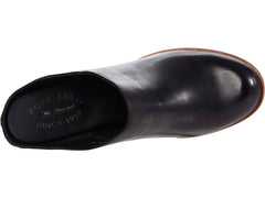 Ease Women's Challis Black Clog