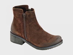 Women's Wander Seal Brown Suede Boots