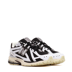 Unisex 1906R White Black Metallic U1906RCI